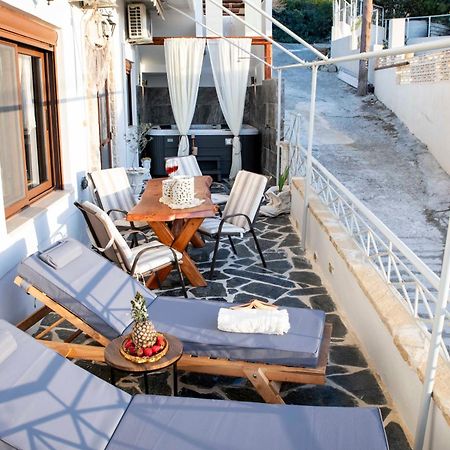 Kleopatra Deluxe Apartment With Jacuzzi กามิลารี ภายนอก รูปภาพ