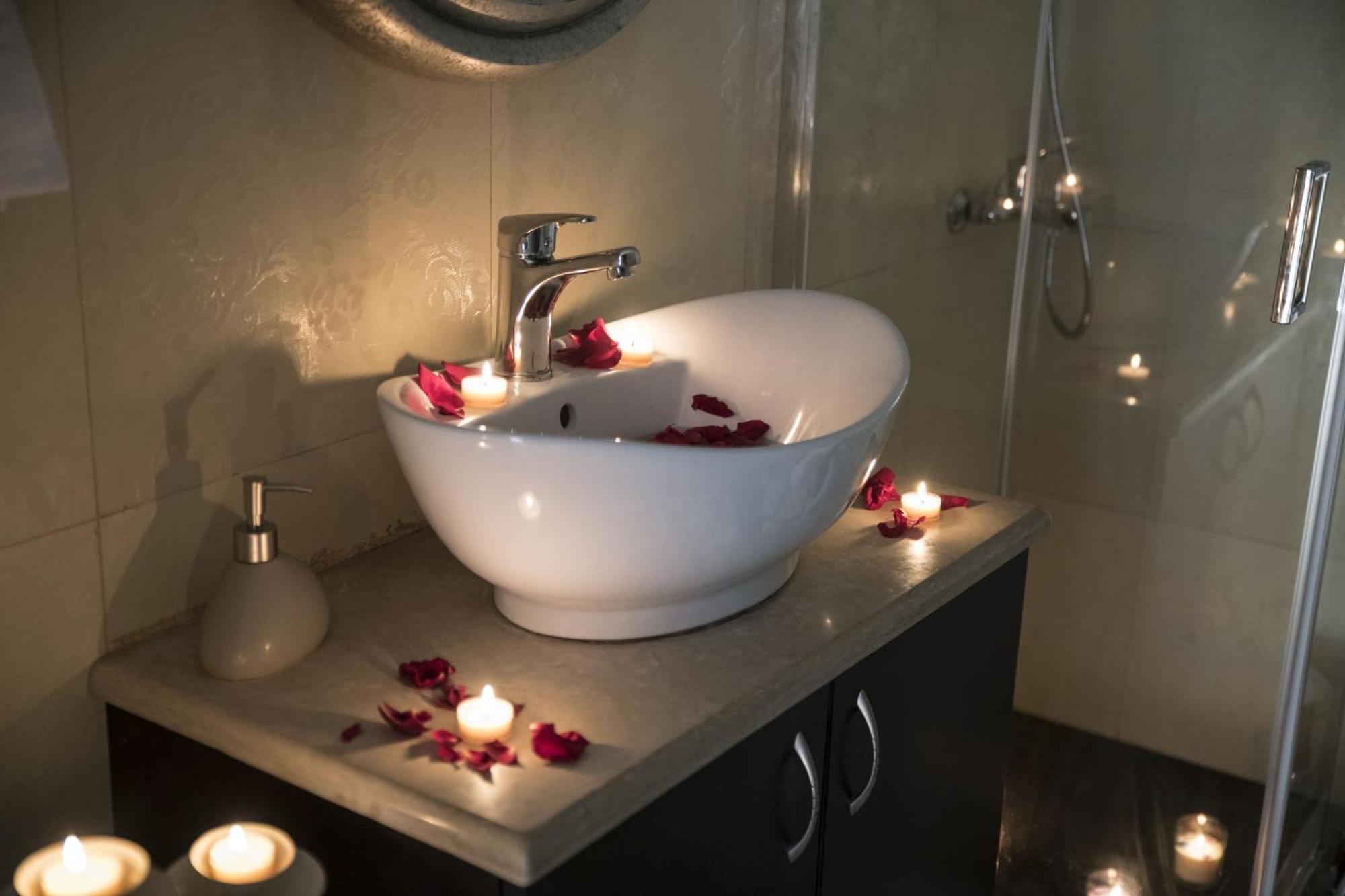 Kleopatra Deluxe Apartment With Jacuzzi กามิลารี ภายนอก รูปภาพ