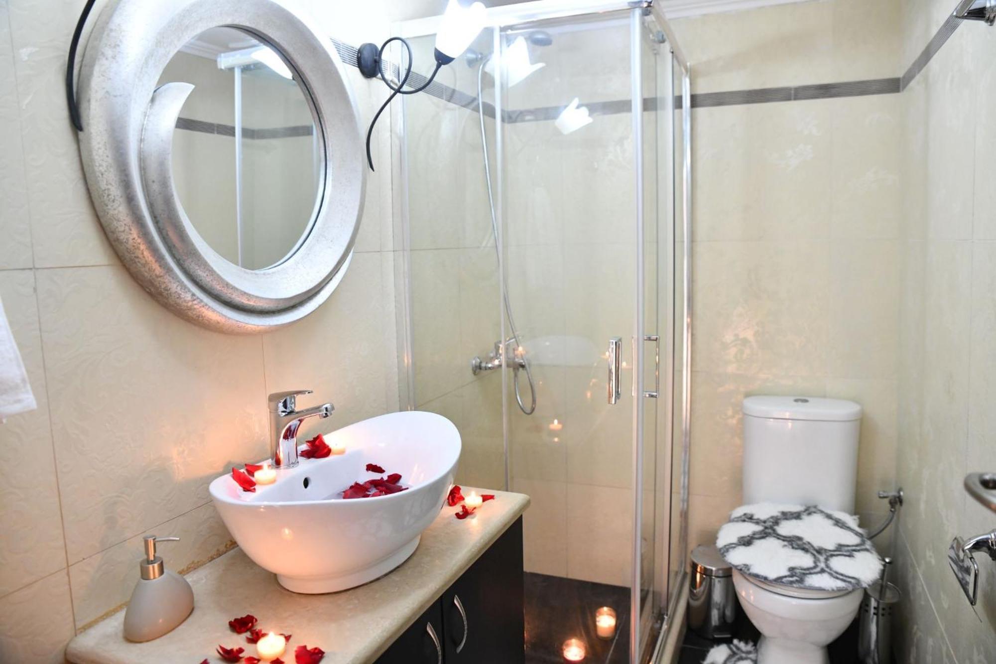 Kleopatra Deluxe Apartment With Jacuzzi กามิลารี ภายนอก รูปภาพ