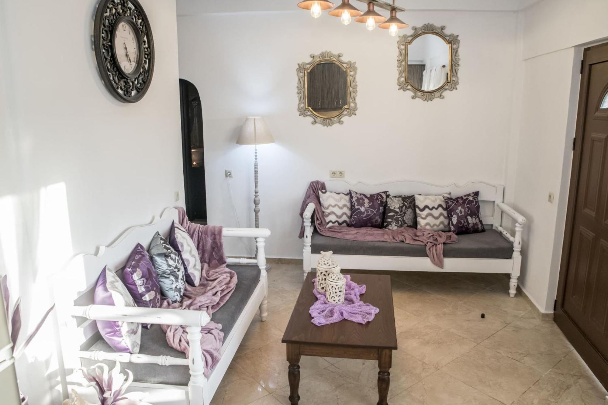 Kleopatra Deluxe Apartment With Jacuzzi กามิลารี ภายนอก รูปภาพ
